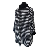 Modna tunika damska o linii trapezu - klasyczny wzór PEPITKA